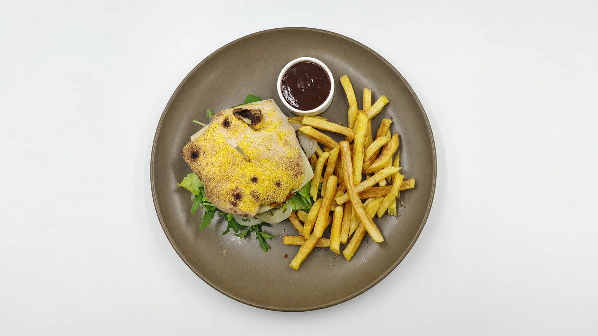 Pulled Pork Burger - Image 2